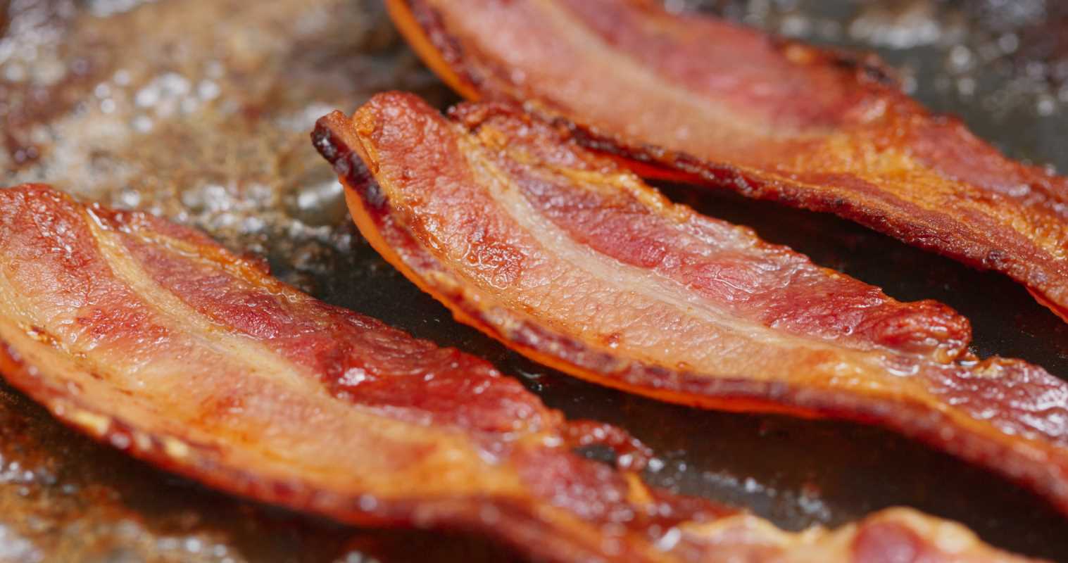 Perfectly Crispy Bacon Without the Mess